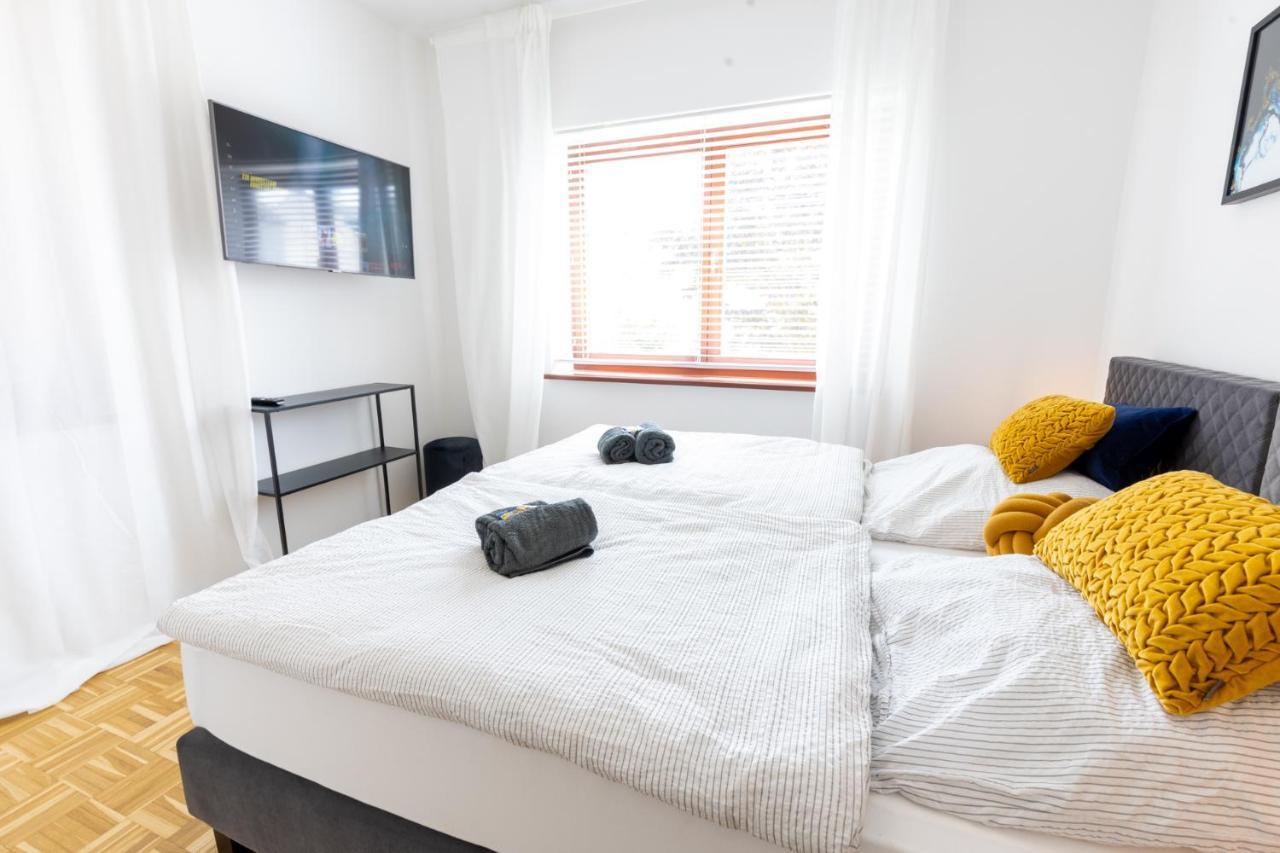 Rhein-lahn Living - Modernes Design - Balkon Mit Aussicht - Zentrale Lage Nahe Rhein Und Martinsburg Appartement Lahnstein